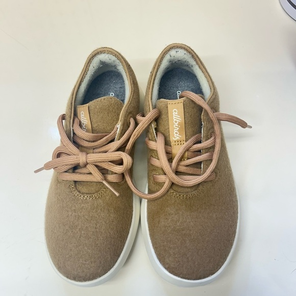 Allbirds Women’s Wool Runners - Picture 2 of 5